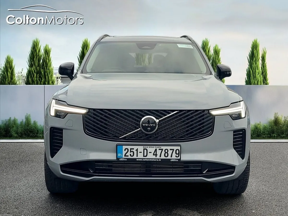 Volvo XC90 T8 PHEV AWD Ultra Bright - Image 6