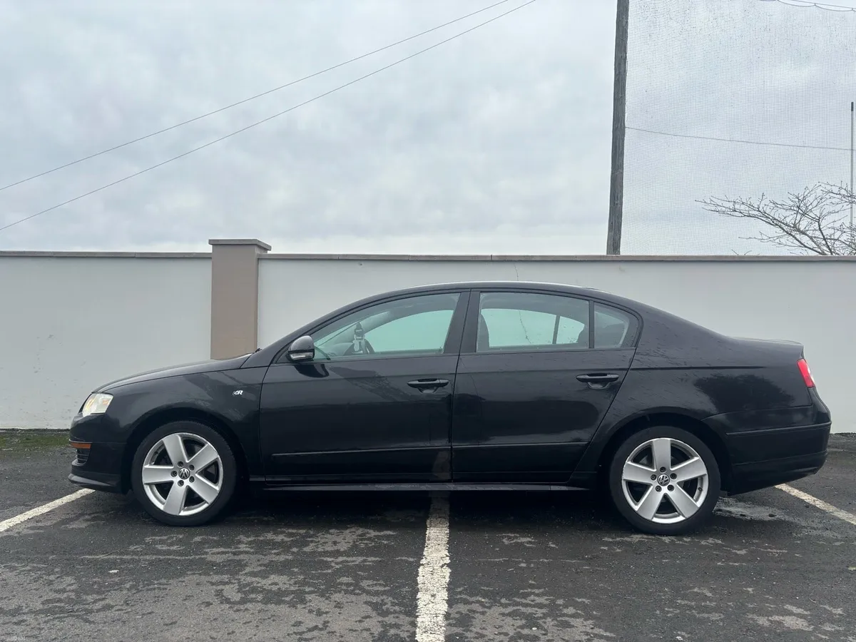 VW Passat R-Line 2.0 110bhp - Image 2