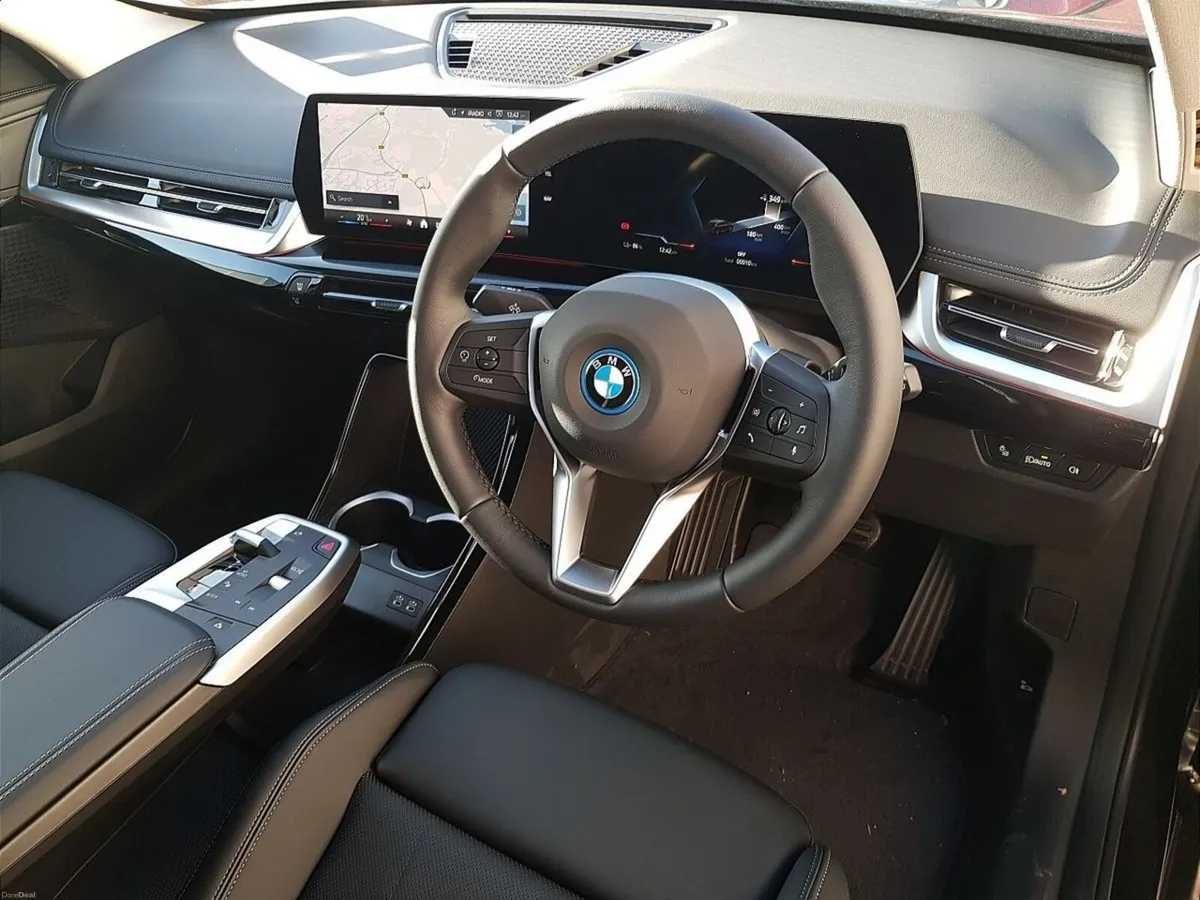 BMW iX1 eDrive20 xLine - Image 6