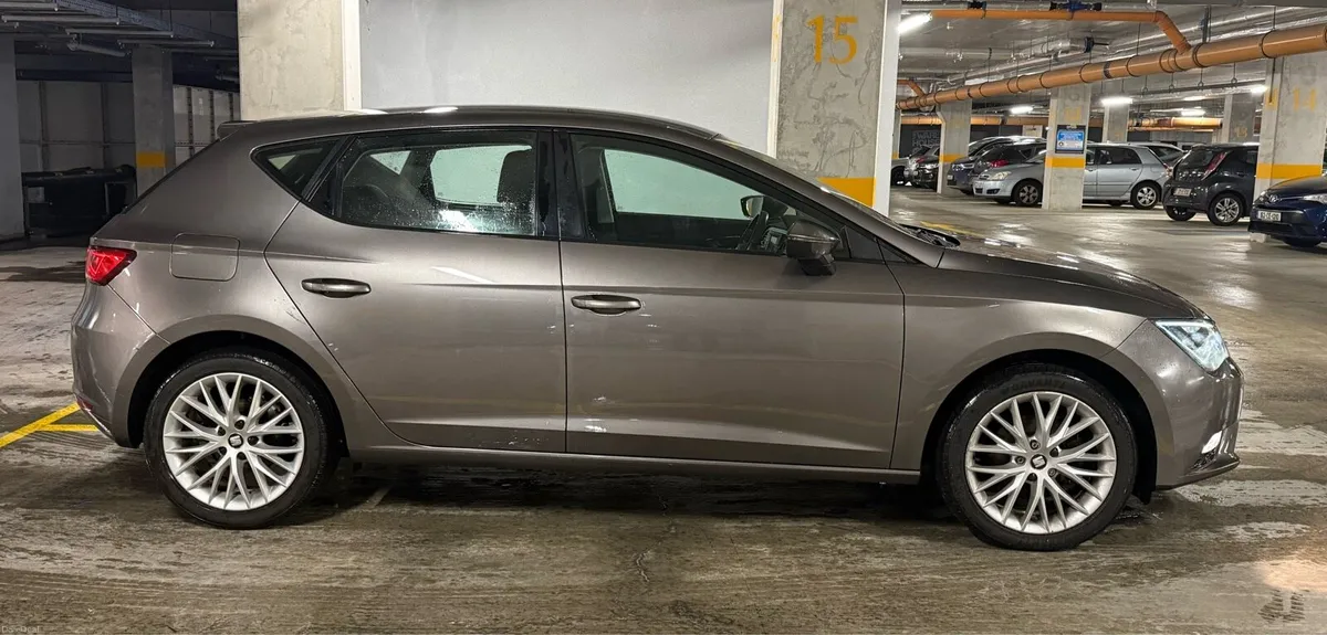 2017 Seat Leon 1.6TDI Select FSH NCT 02/27 & Taxed - Image 3