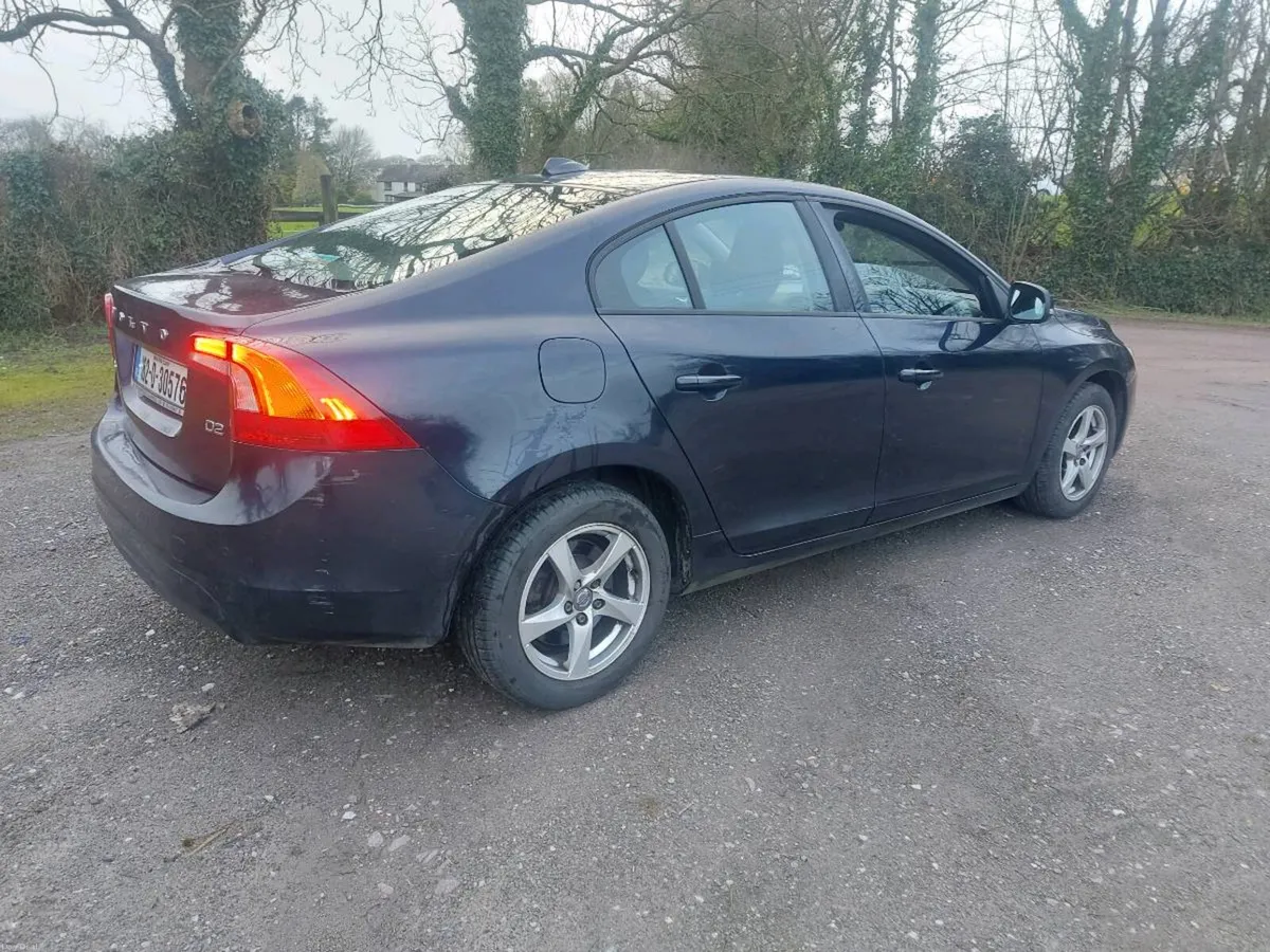 162 Volvo S60 - Image 2