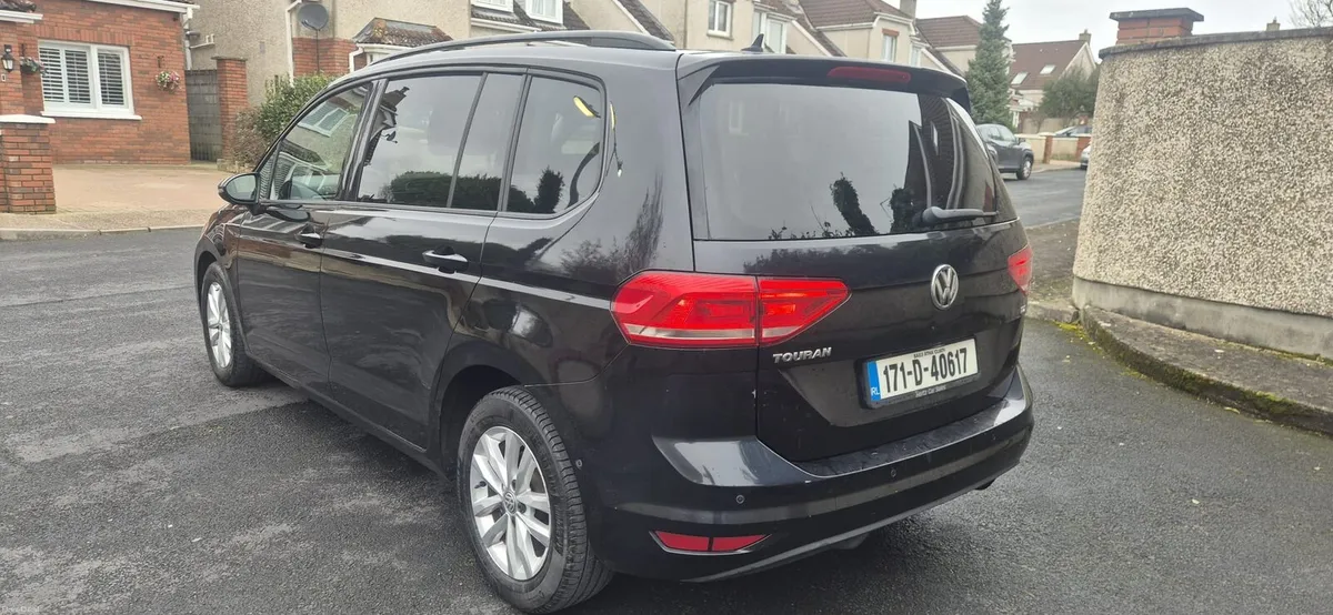 Volkswagen Touran 2017 1.6 Diesel 7 Seater - Image 3