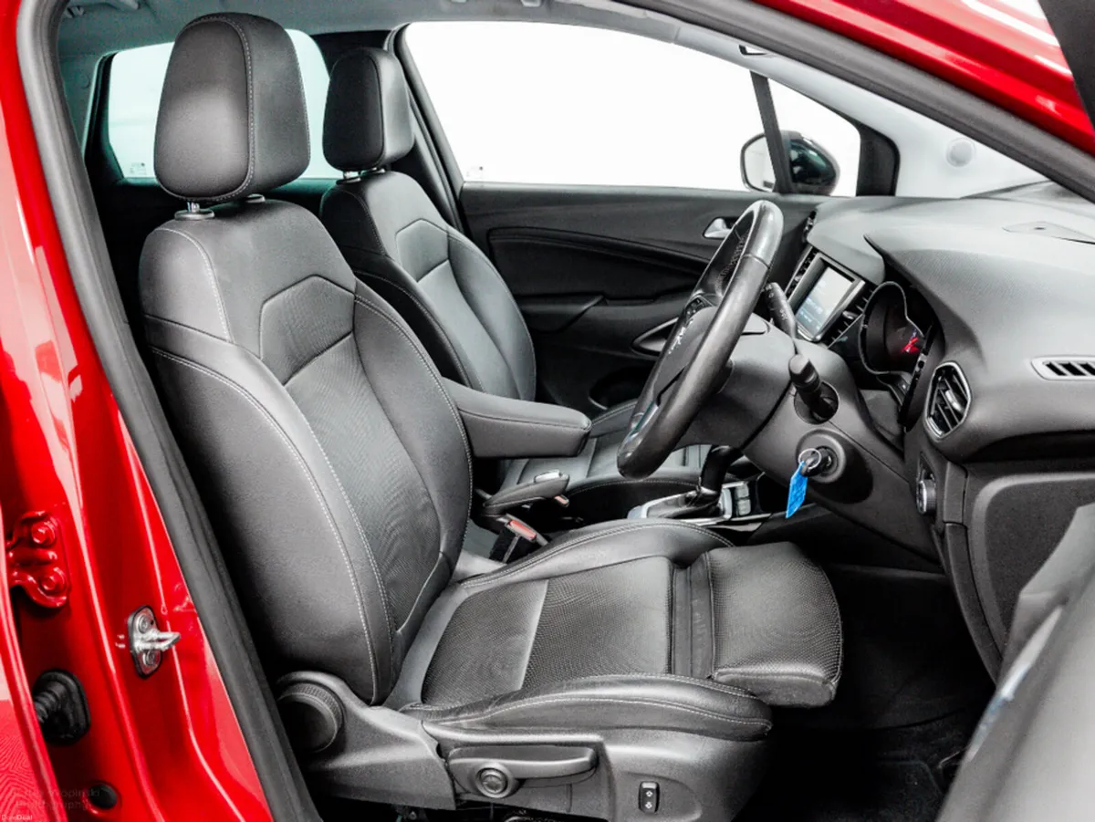 Opel Crossland Elite 1.2 Petrol Auto 130HP - Image 3