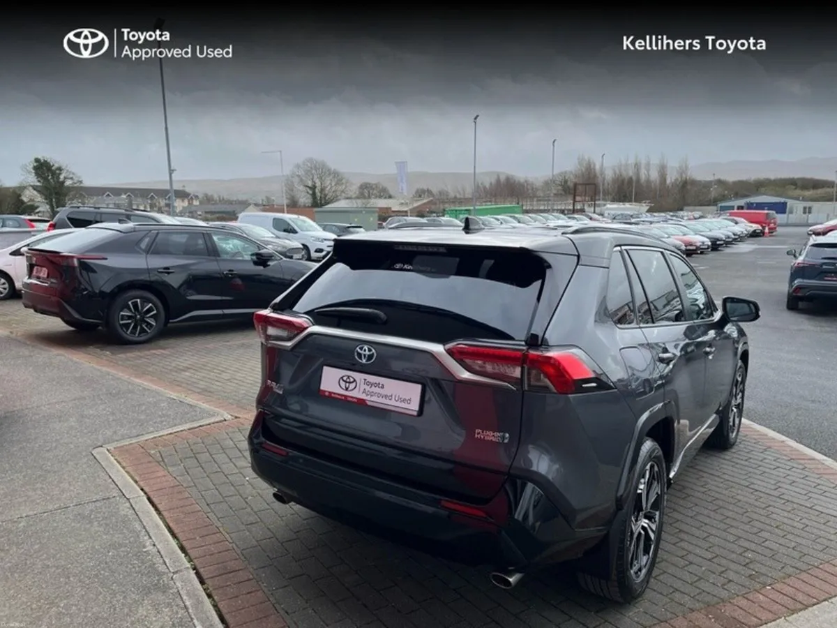 Toyota RAV4 RAV4 PLUG-IN HYBRID SPORT - Image 2