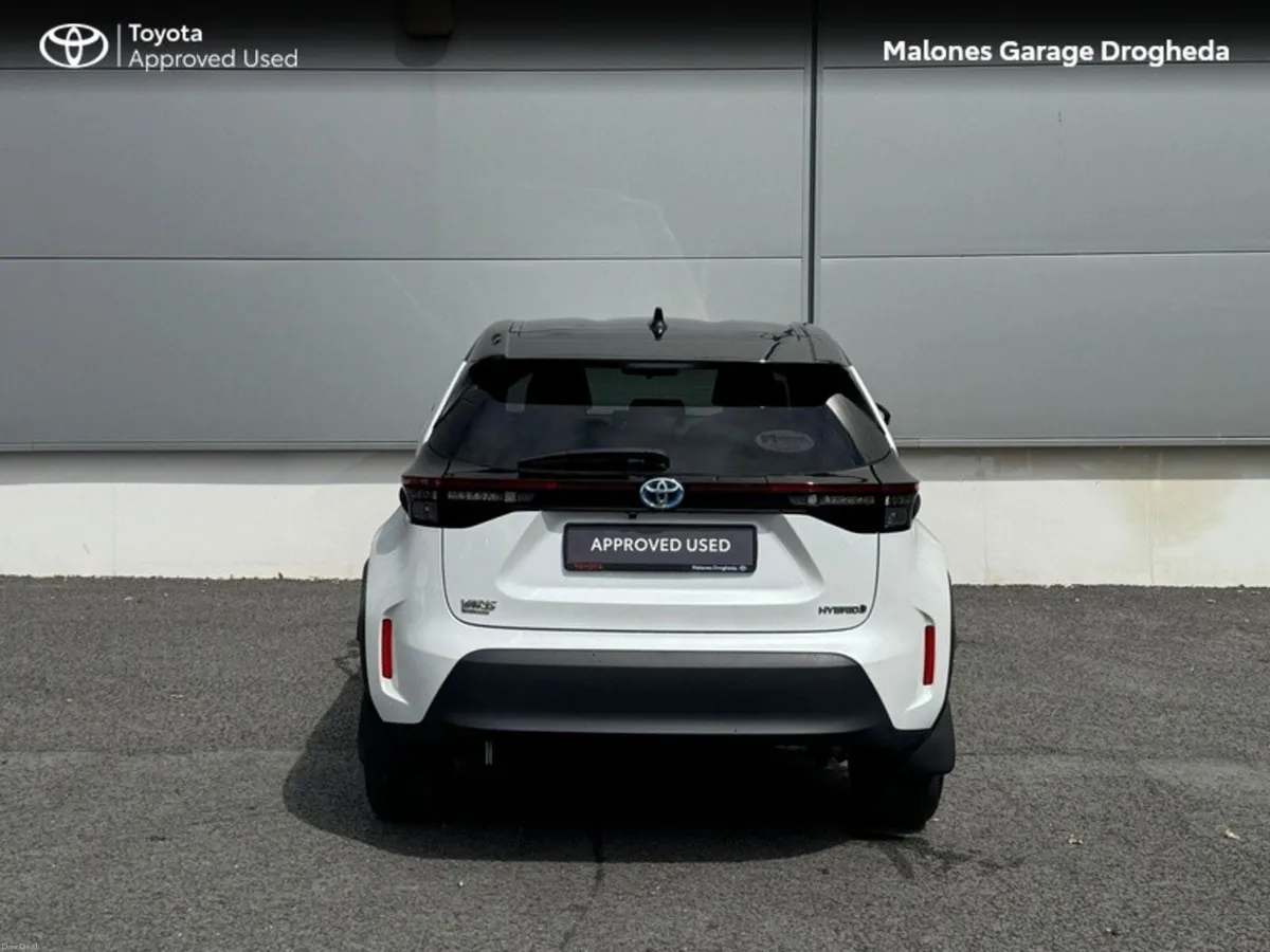 Toyota Yaris Cross 1.5 Hybrid Luna Sport Call Now - Image 4