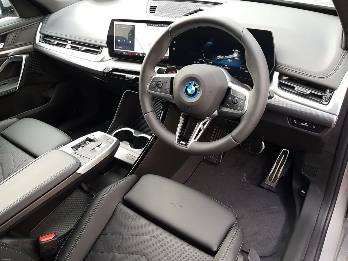 BMW iX1 eDrive20 M Sport - Image 6