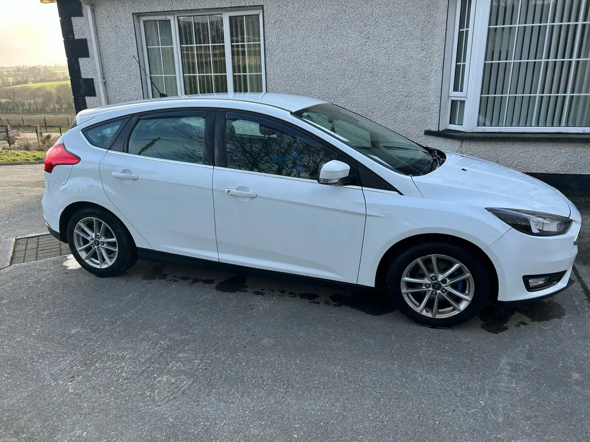 Ford focus automatic - Image 3