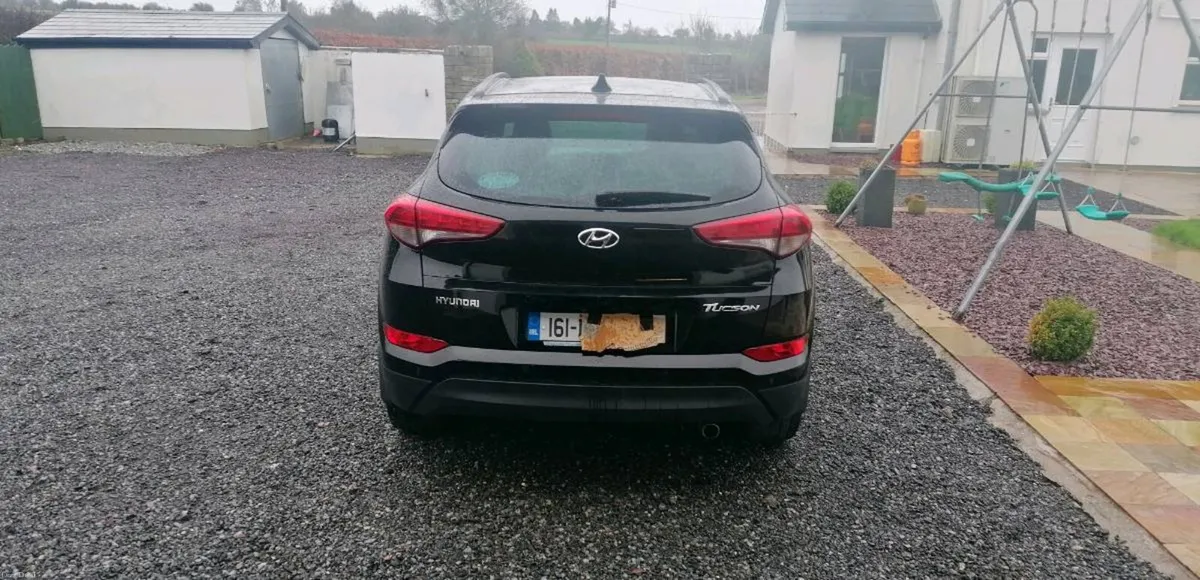 Hyundai Tuscon/Premium/Panoramic Roof/Leather - Image 4