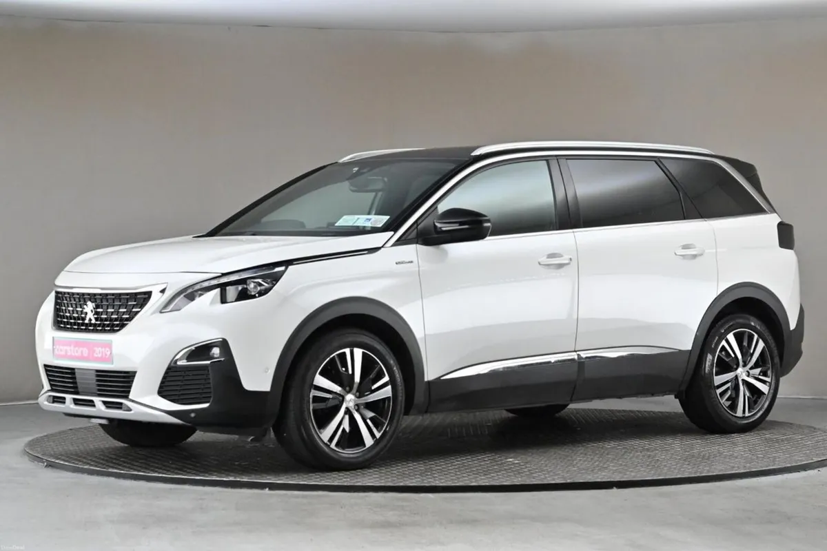 Peugeot 5008 1.5HDI GT LINE BLUE - Image 4