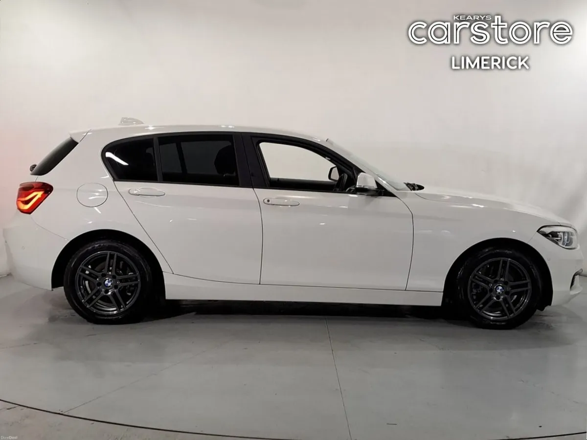 BMW 1-Series 118i - Image 2