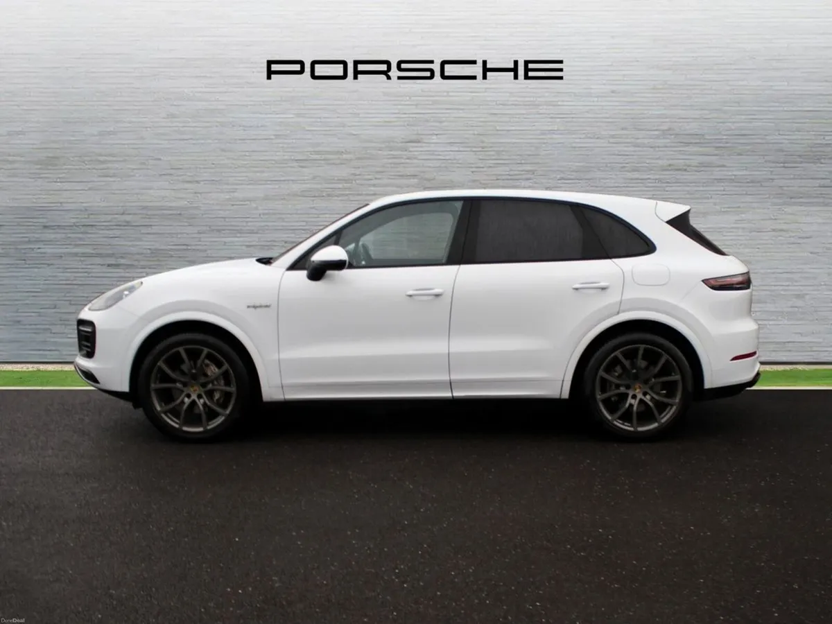 Porsche Cayenne E-Hybrid - Image 4