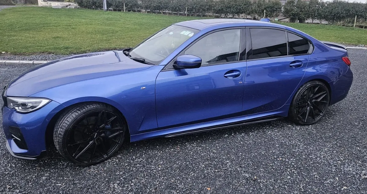 BMW 3-Series 2019 M SPORT - Image 4
