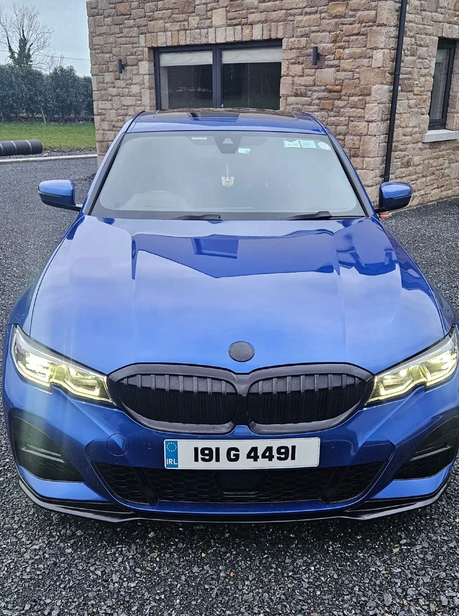 BMW 3-Series 2019 M SPORT - Image 3