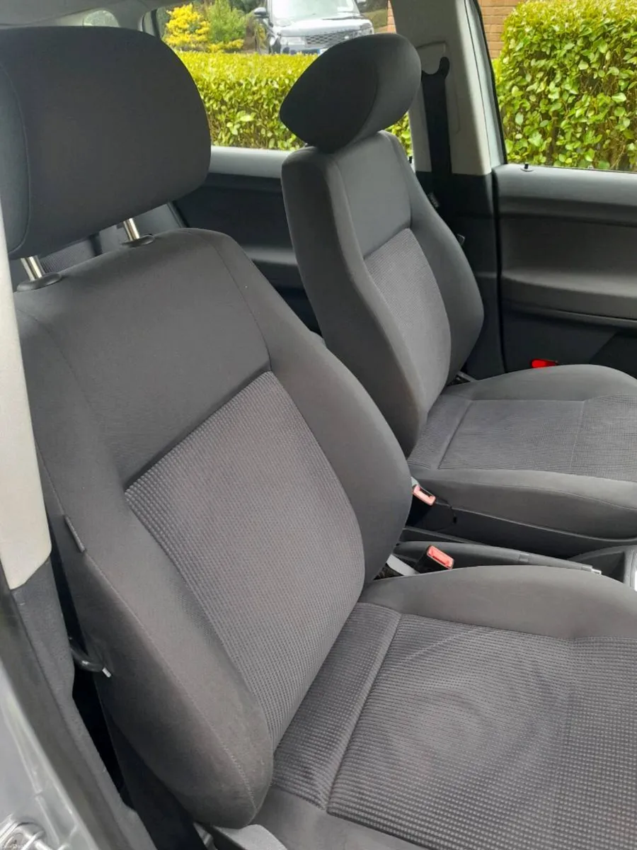 VW,  Polo Auto 07 - Image 4