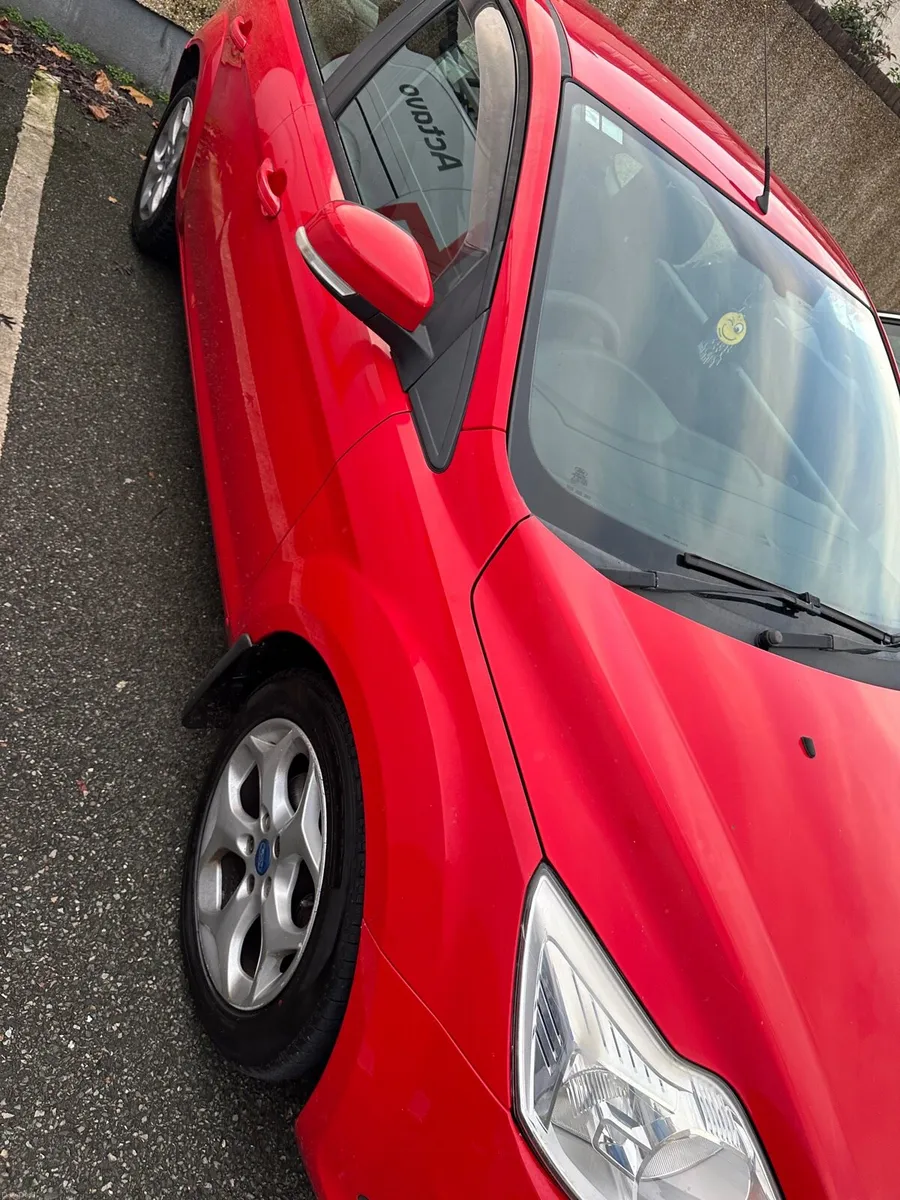 Ford Focus - Image 2
