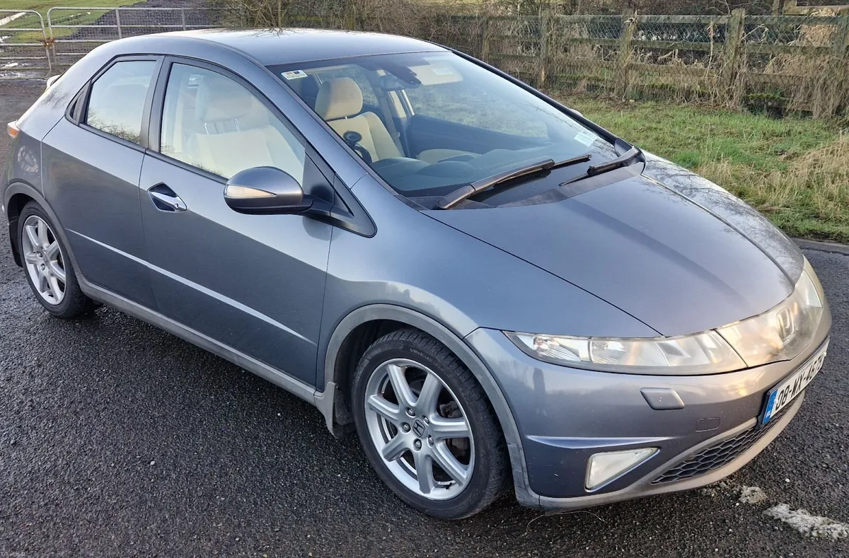 Honda Civic 2008 - Image 1