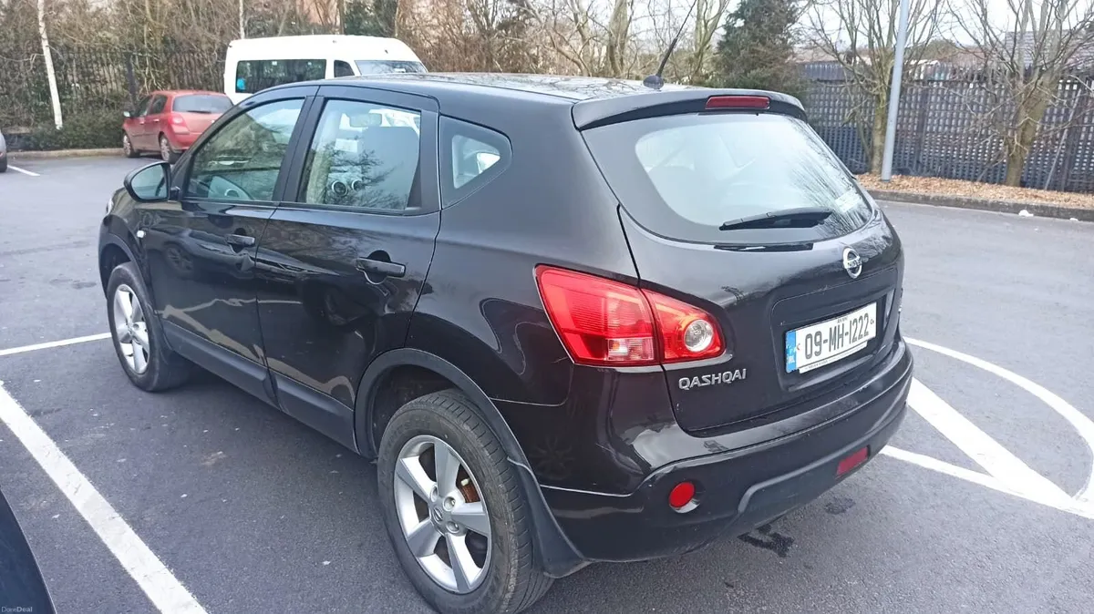 Nissan Qashqai 2009 - Image 4