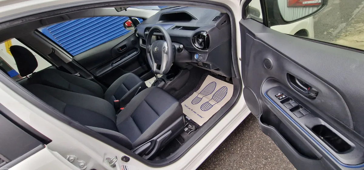 Toyota Aqua Automatic - Image 5