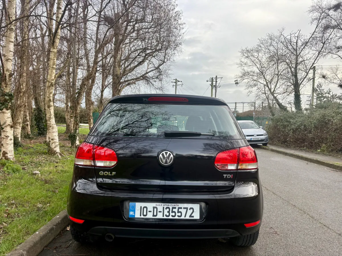 2010 Volkswagen Golf 1.6 tdi automatic - Image 4