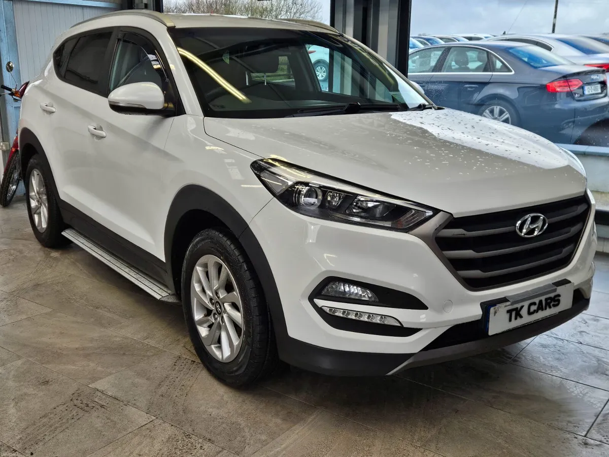 16 HYUNDIA TUCSON COMFORT 1.7 DIESEL - Image 1