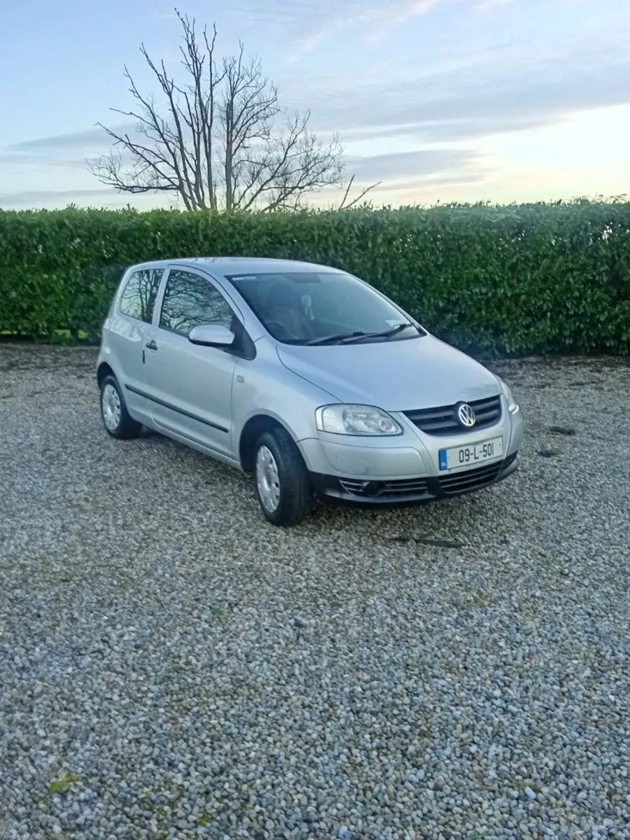 2009 VW fox 32.k miles 2/27 - Image 1