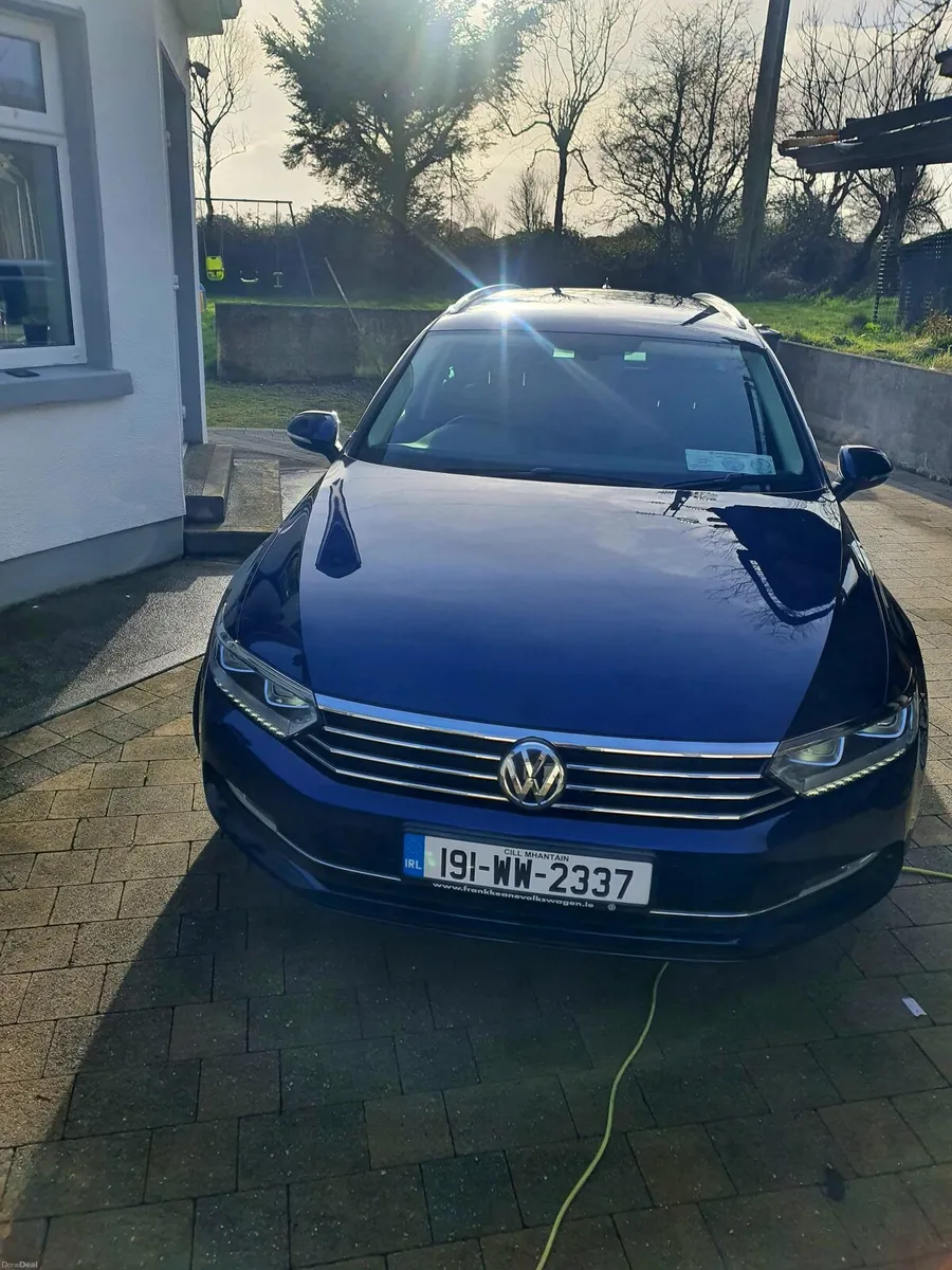 Volkswagen Passat TSI SE Business

EVO 5D - Image 1