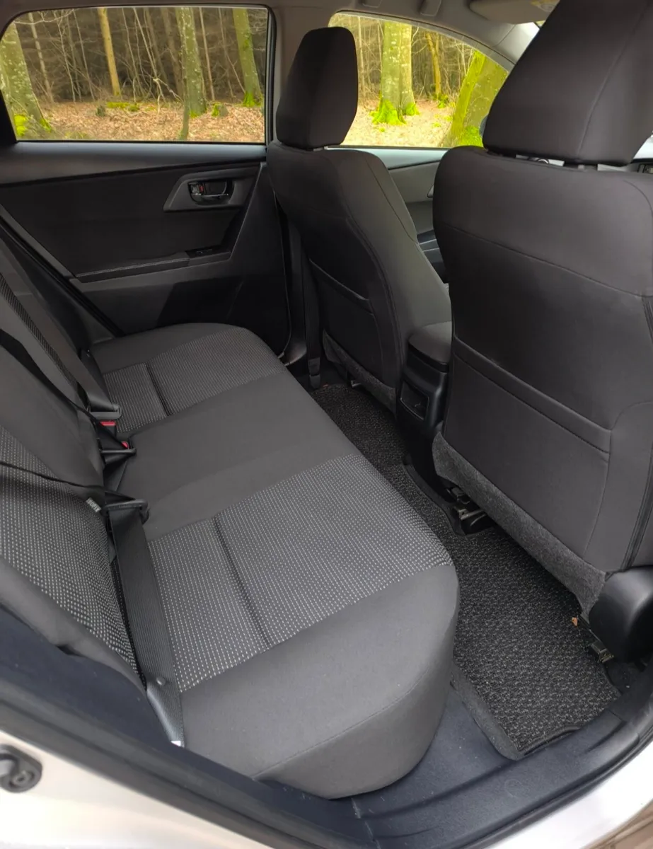 151 Toyota Auris 1.5 petrol automatic transmission - Image 4