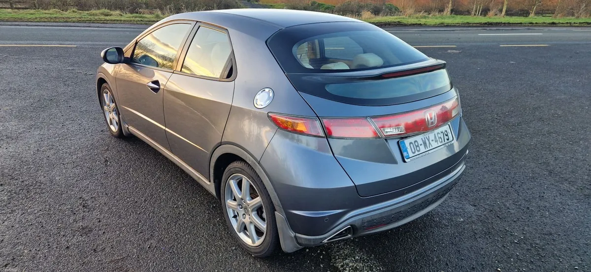 Honda Civic 2008 - Image 4