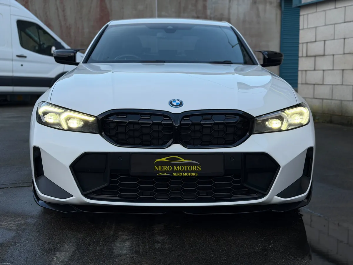 2022 BMW 330E M SPORT LCI - Image 2