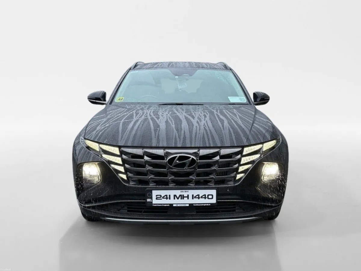 Hyundai Tucson 2WD Executive Plus - Image 3