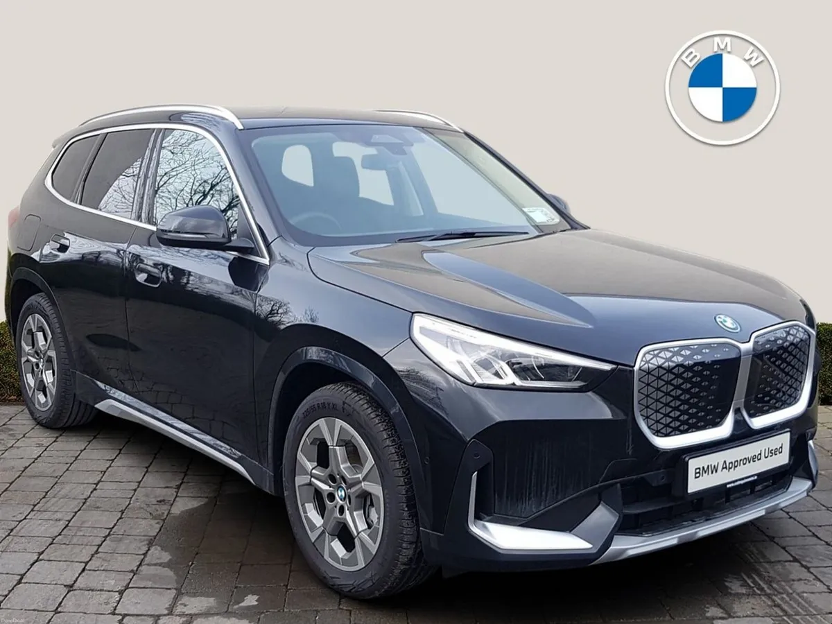 BMW iX1 eDrive20 xLine - Image 1