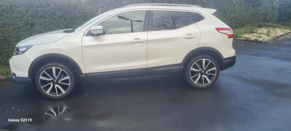 Nissan Qashqai 2015 - Image 2