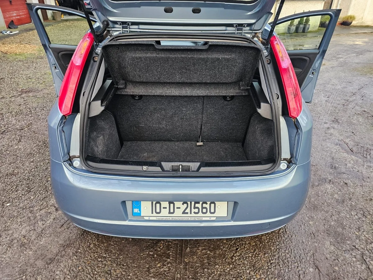 Fiat Punto 2010 - Image 4