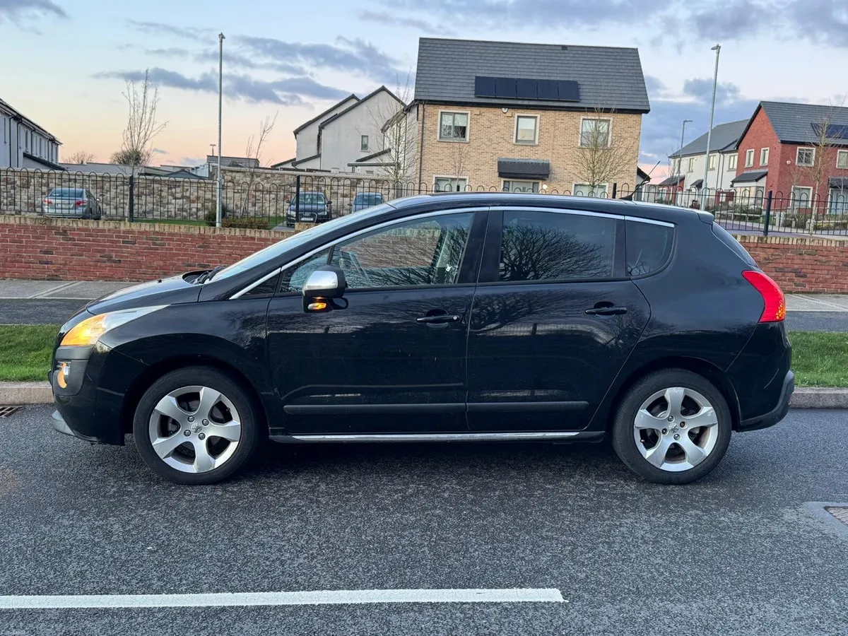 Peugeot 3008/New NCT&Taxed/ Panoramic Glass Roof - Image 4