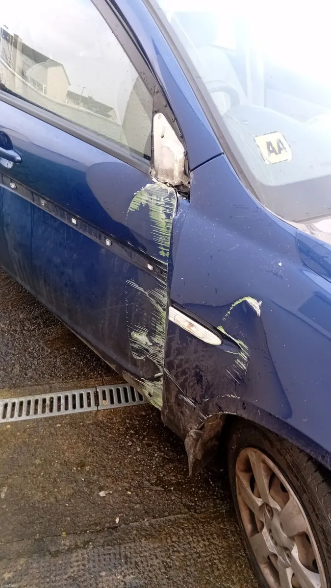 Hyundai Accent 2008 - Image 3