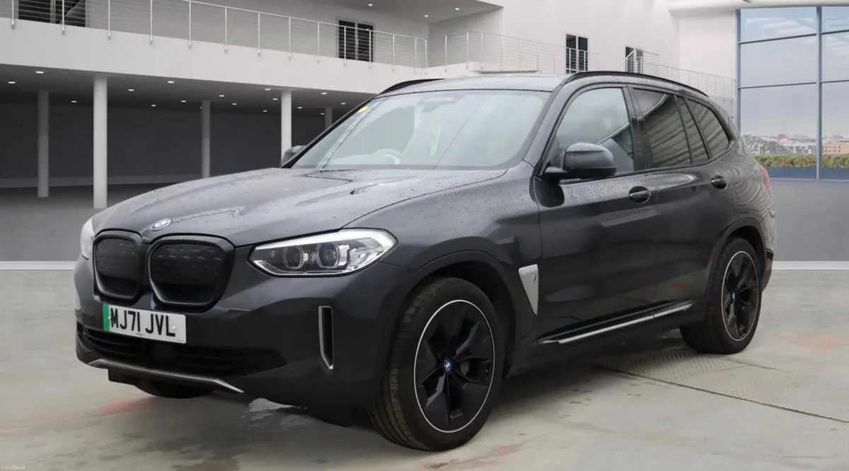 BMW iX3 Premier Edition 80Kwh 2022 - Image 3