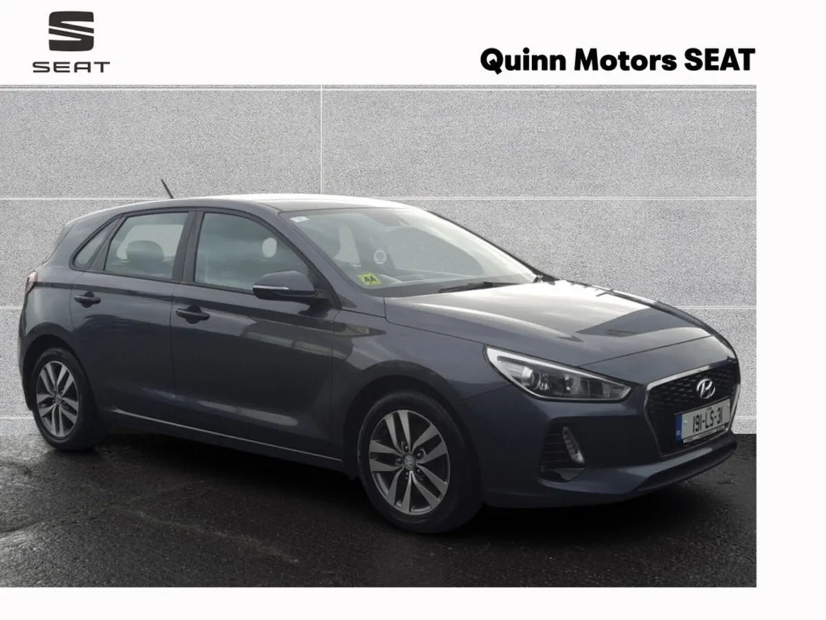 Hyundai i30 I 30 DELUXE 5DR - Image 1