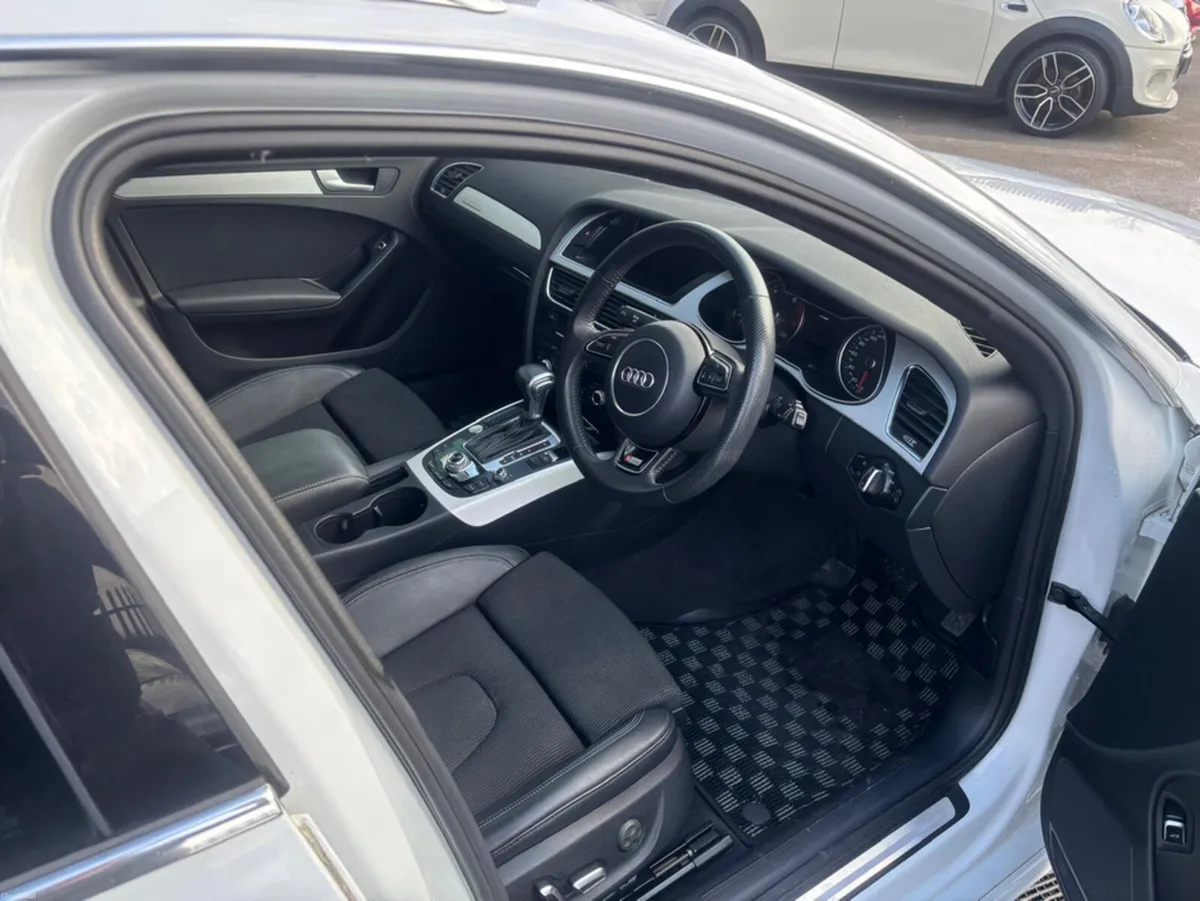 Audi A4 S LINE QUATTRO ESTATE 2.0 AUTOMATIC - Image 4