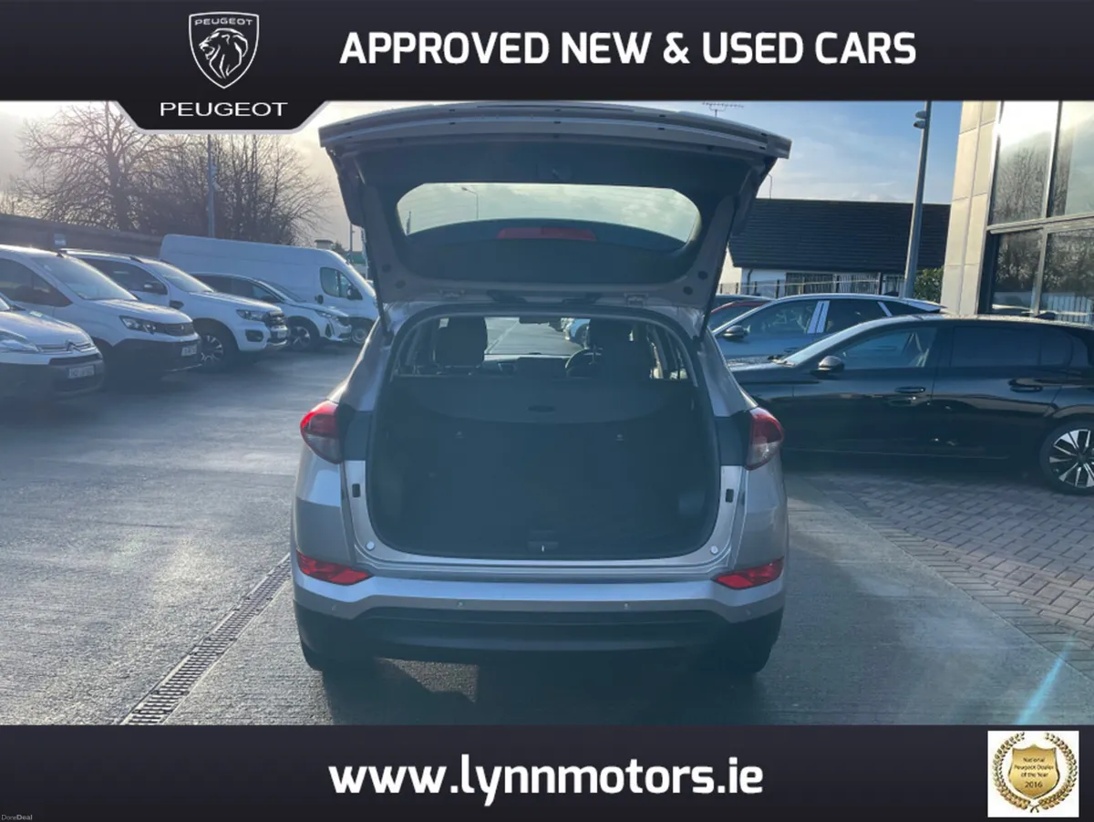 Hyundai Tucson 1.7 SE NAV BLD 116PS 5DR - Image 5
