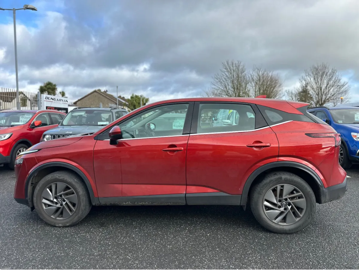 Nissan Qashqai QQ 1.3 HYB SV MY2 4DR - Image 3