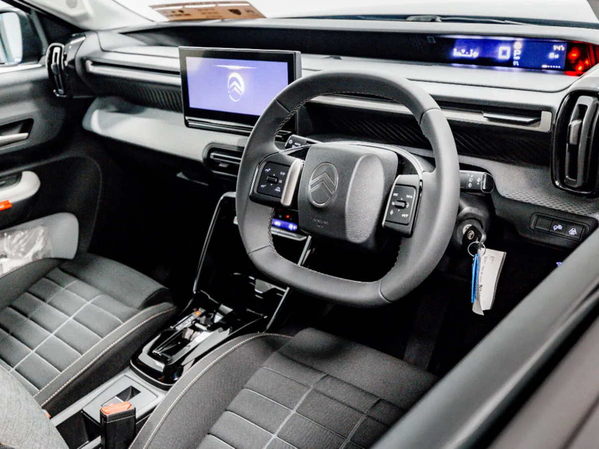 Citroen C3 Aircross Plus Hybrid Auto 145HP - Image 2