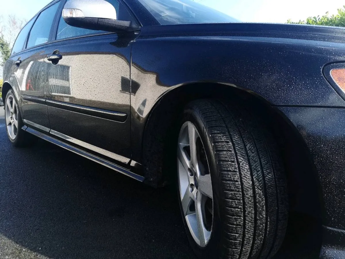 Volvo V50 Estate 2012 R-DESIGN D2 *EXCELLENT COND - Image 3