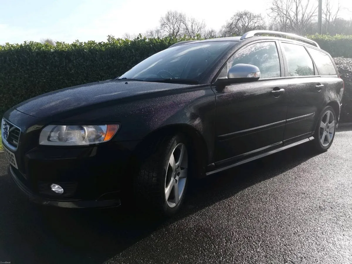 Volvo V50 Estate 2012 R-DESIGN D2 *EXCELLENT COND - Image 1