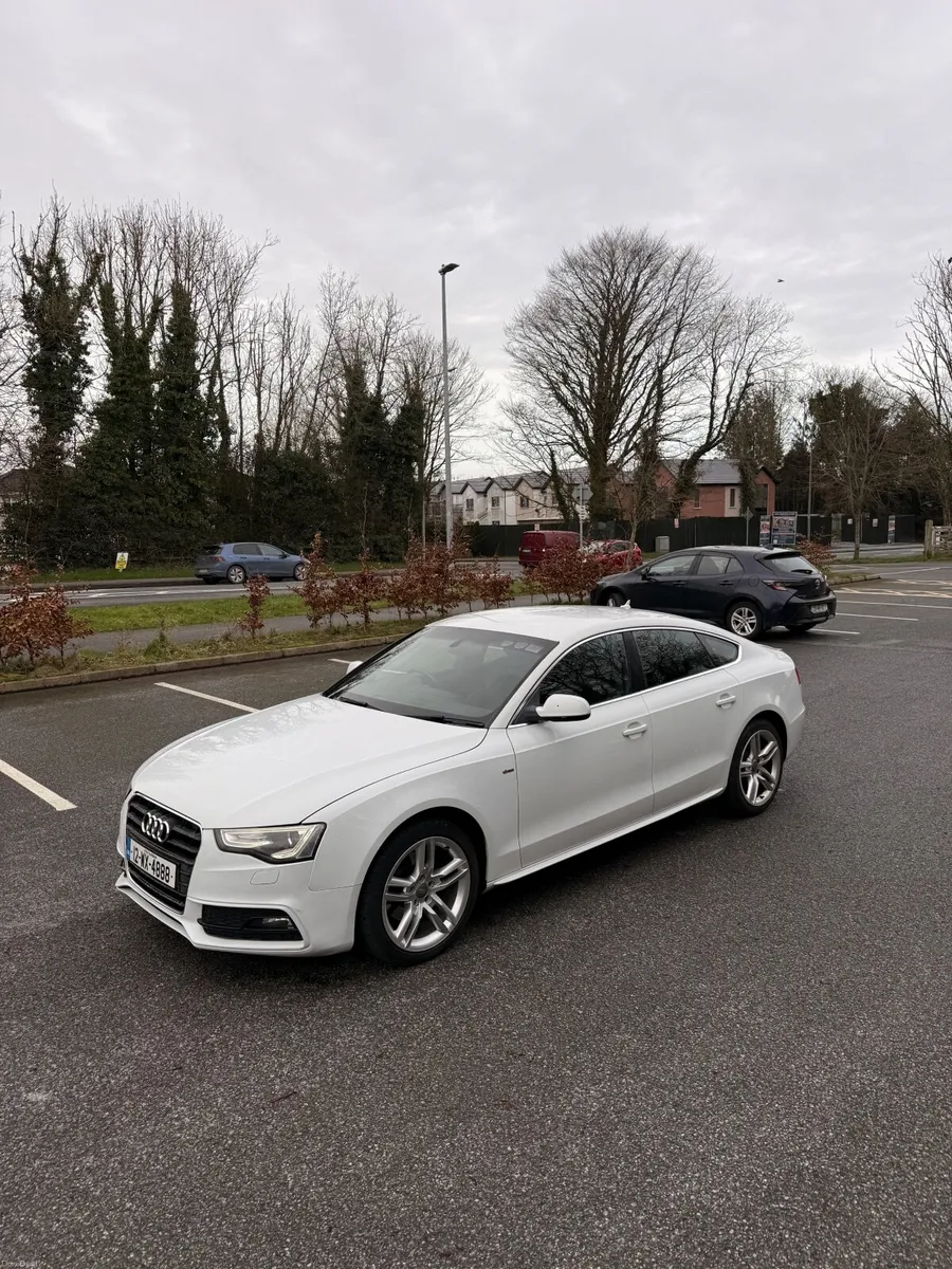 PRICE 7600/// Audi A5 2012 S-line 177HP - Image 1