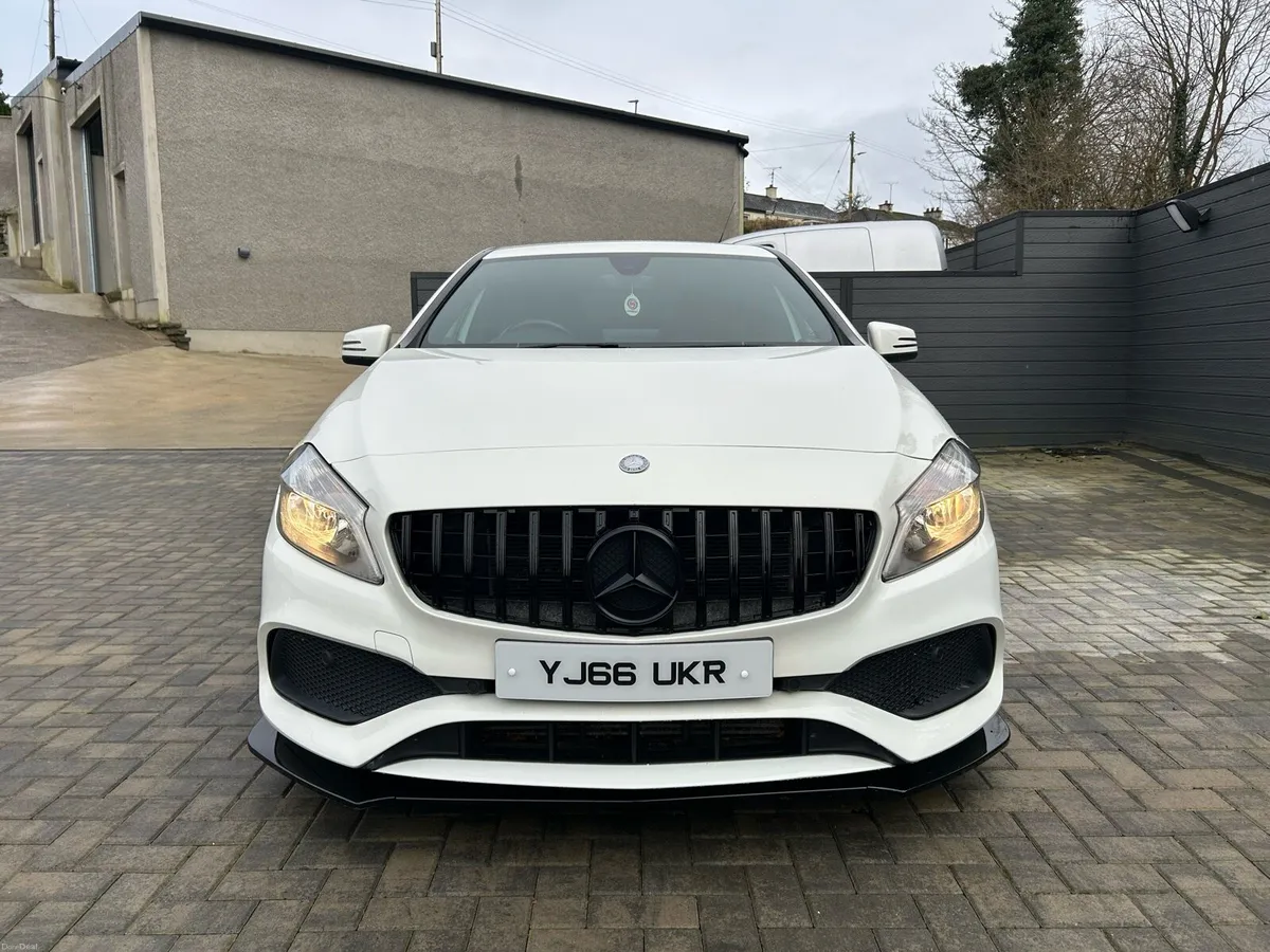 2016 MERCEDES BENZ A180D 1.5 AMG LINE - Image 3