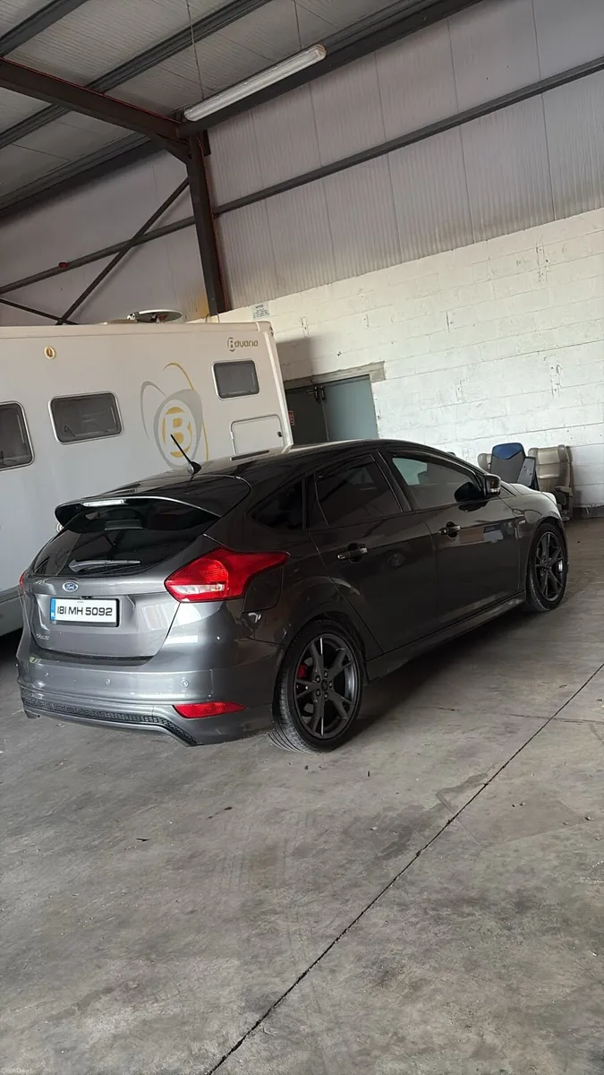 Ford focus 1.5tdci st line - Image 3