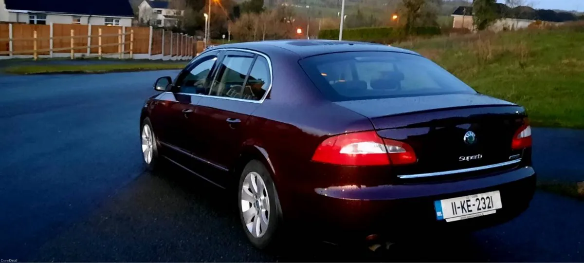 SKODA SUPERB 11 1.6 TDI NCT + TAX €PRICE 2650€ - Image 3