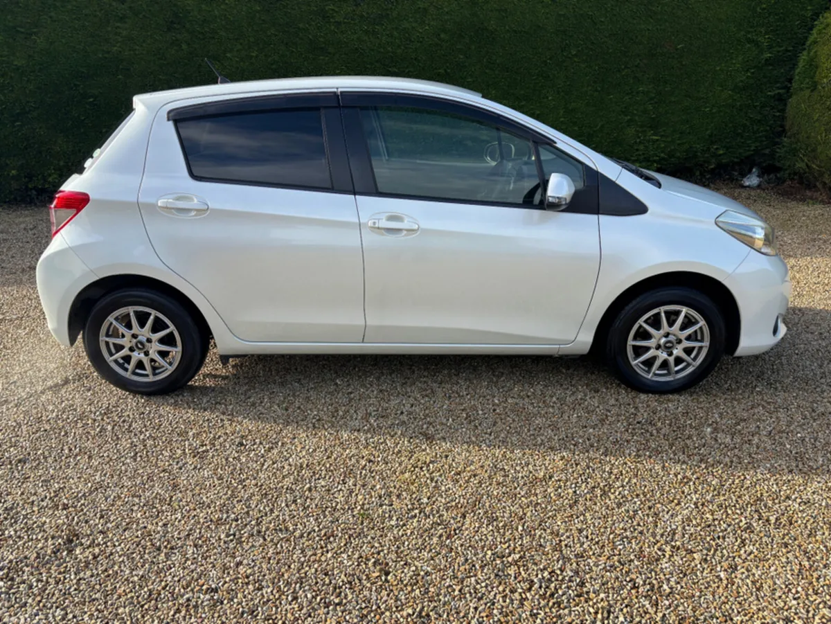 Toyota Vitz NSP130 132D27871 - Image 2