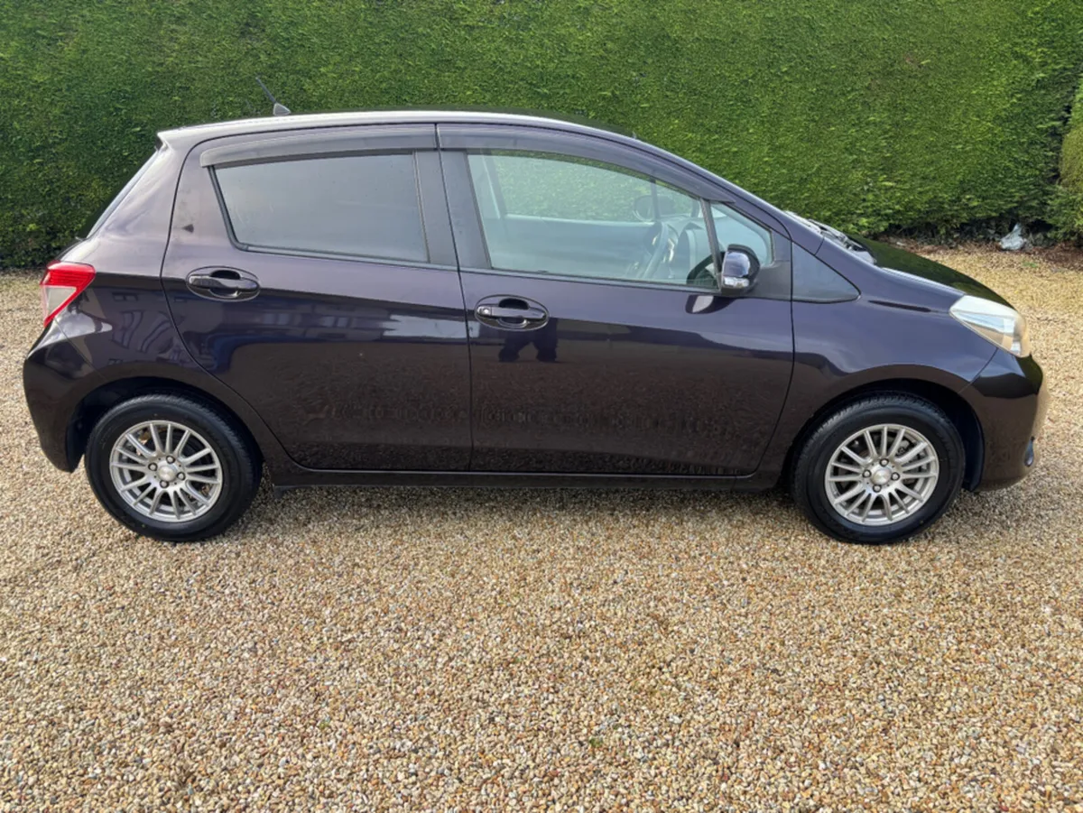 Toyota Vitz NSP130 - Image 2