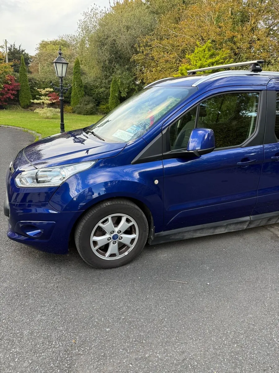 Ford Tourneo Connect | Wheelchair Upfront - Image 3